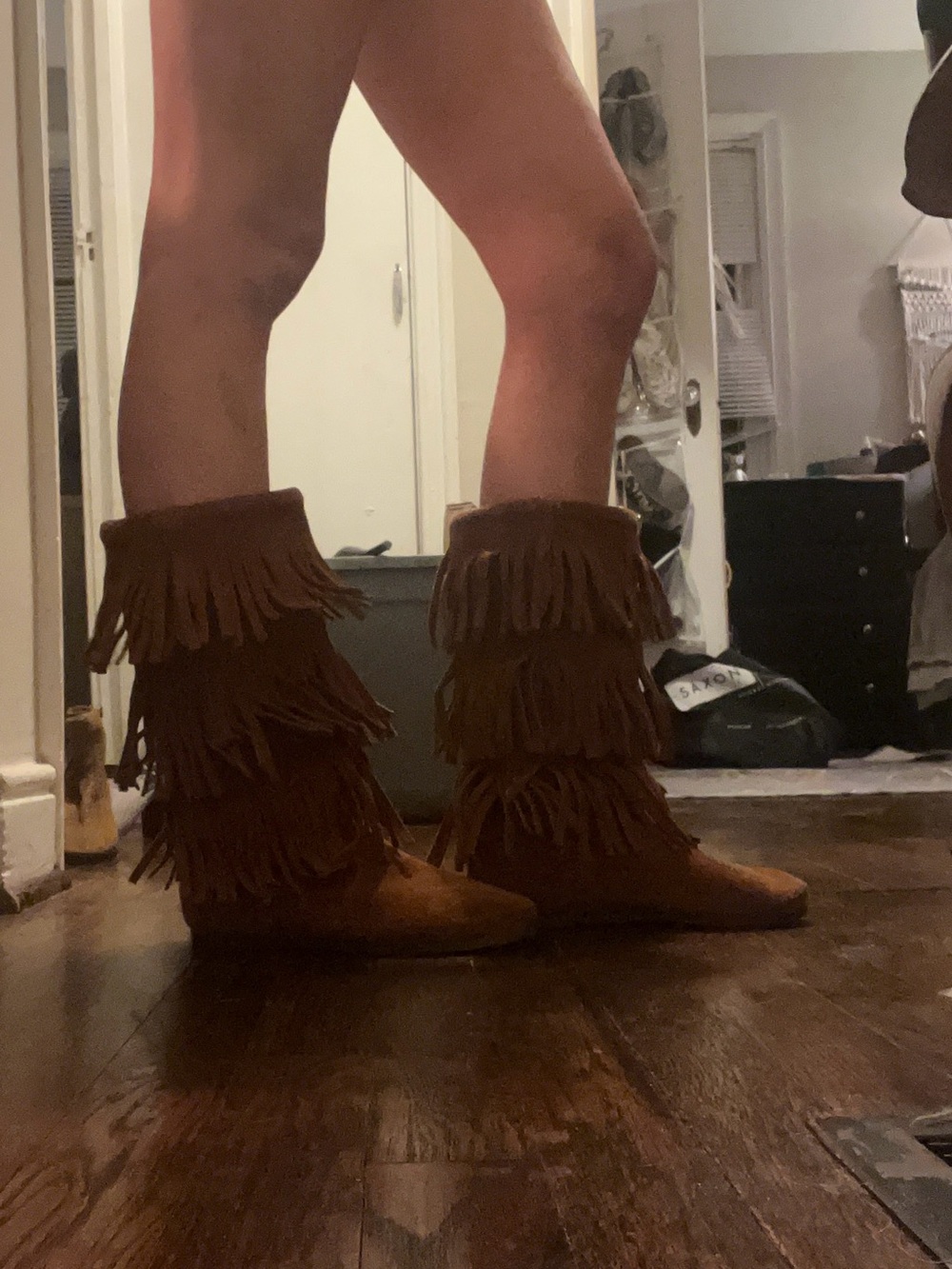 Minnetonka Women's 3-Layer Fringe Boots Chestnut - Size 6
